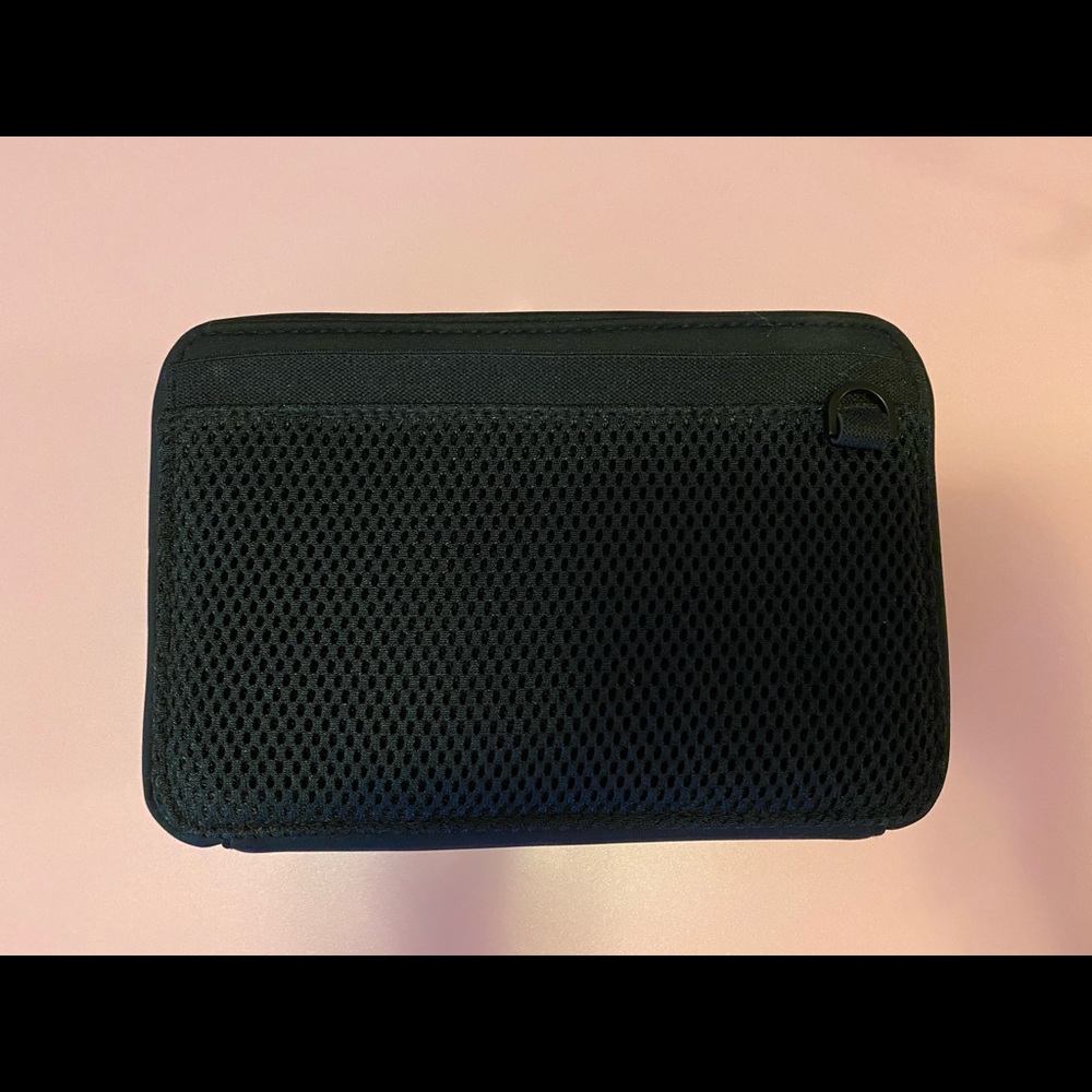 Dagne Dover Arlo Tech Pouch (size Large)